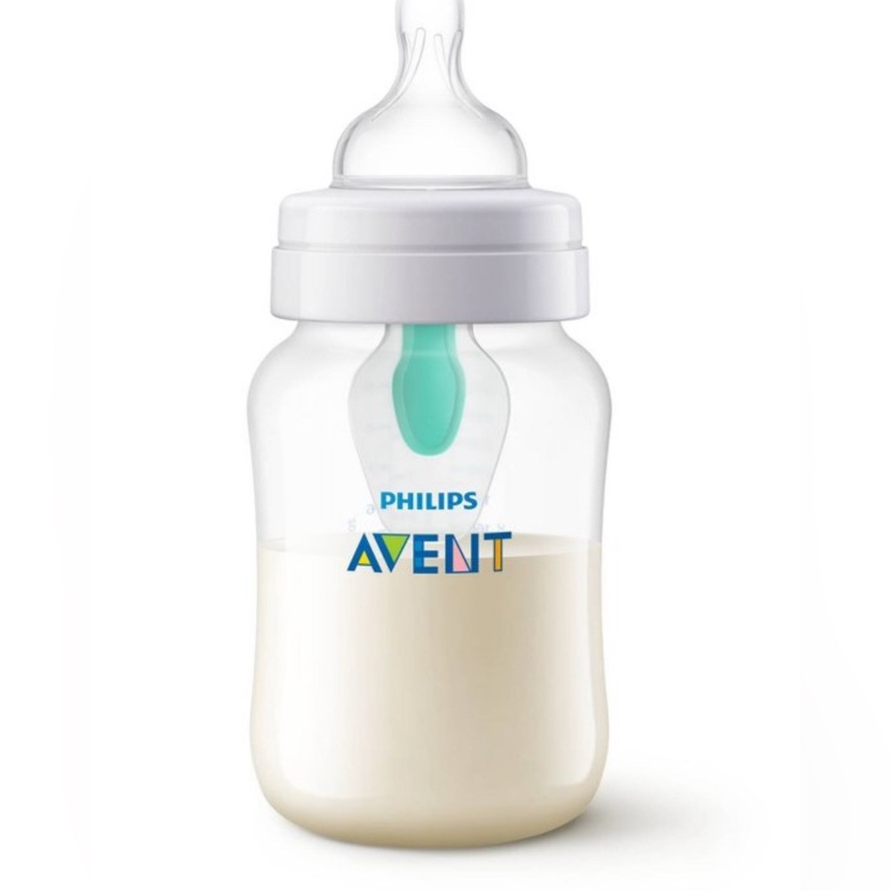 NEW set of 4 Avent anti colic bottles
